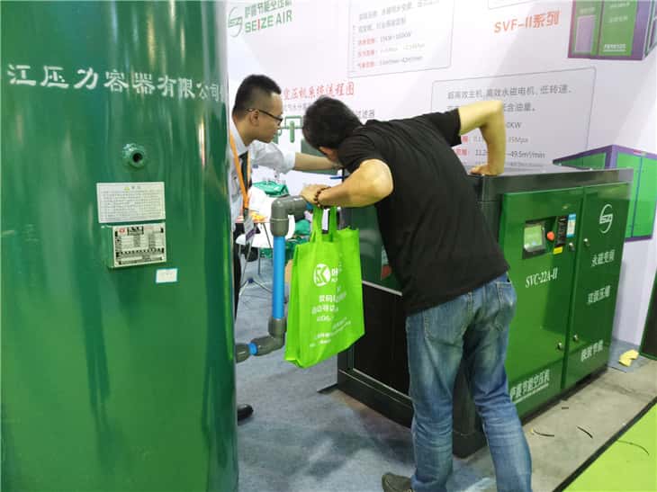 ���^�����_��Չ��C�C�����v����ԃ