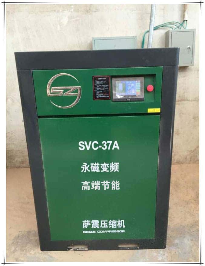 �_������׃�l�Չ��C