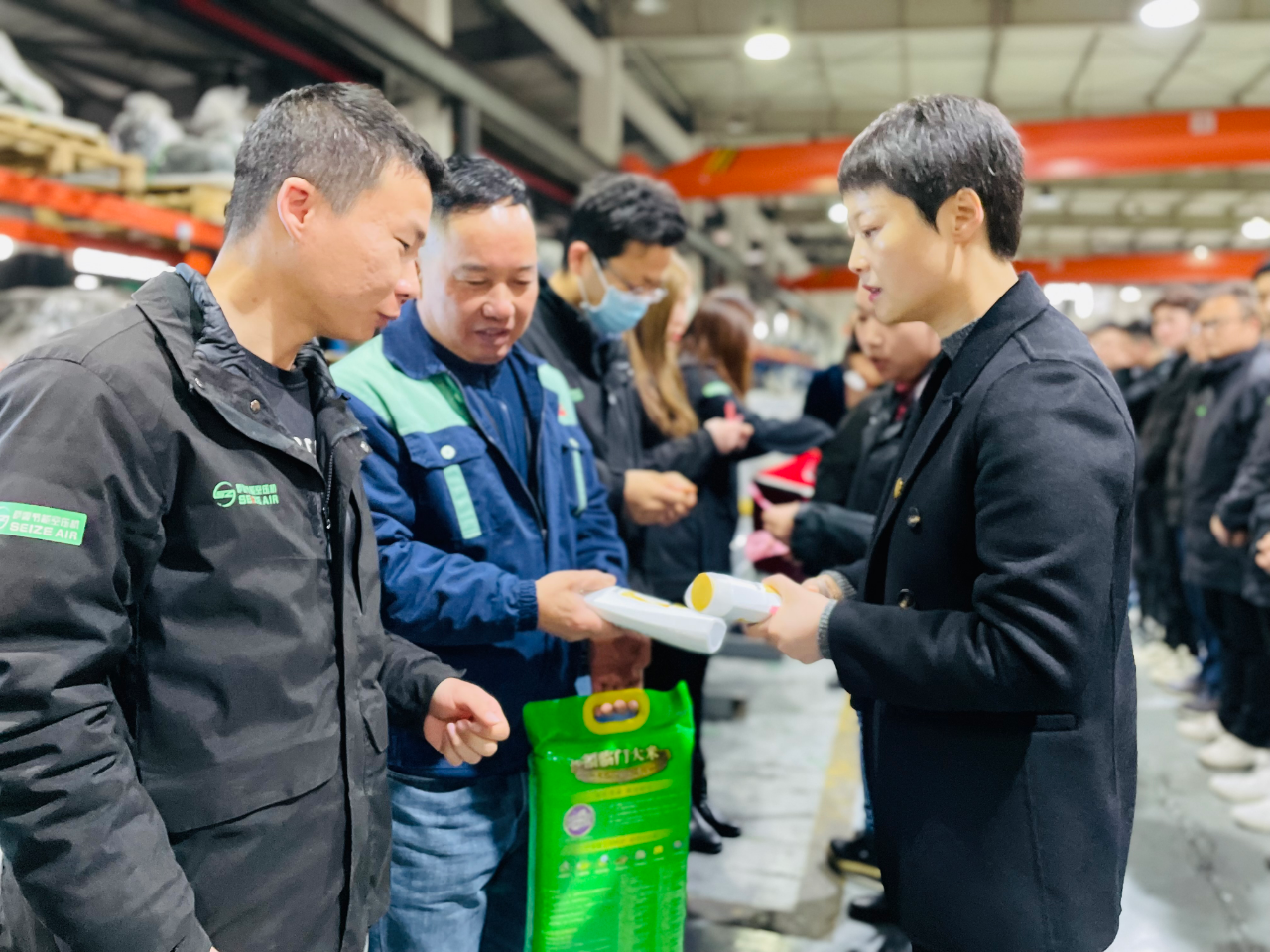 �_�����ܹ�(ji��)�ܿՉ��C(j��)1��-2�·e���C��(ji��ng)��Y