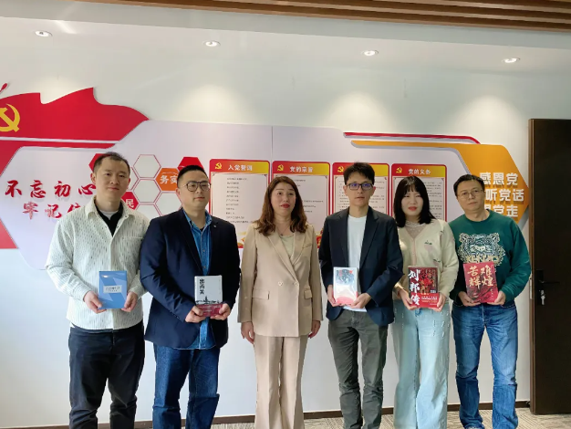 �����W(xu��)���ɽ�^(q��)ί���깤��ί�T��2024�깤�����h�ߡ������x���������Ӄxʽ���_��(ji��)�ܿՉ��C�e��